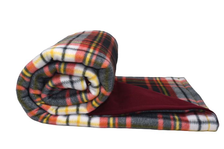 10LB Deluxe Domingo Multi Fleece and Burgundy Flannel